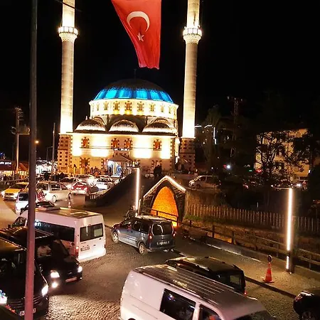 Yali Uzungol